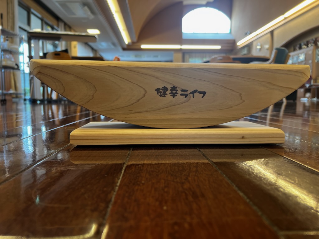 足の股関節を動かしていきます!